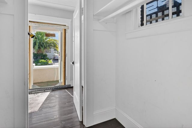 2407 2407 66Th Ave, Oakland, CA 94605