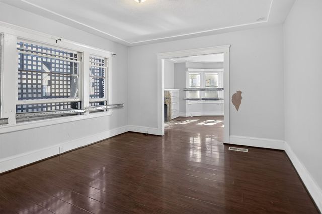 2407 2407 66Th Ave, Oakland, CA 94605