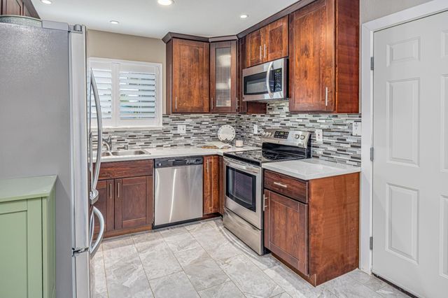 7845 Saybrook Dr, Citrus Heights, CA 95621