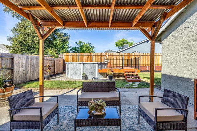 7845 Saybrook Dr, Citrus Heights, CA 95621