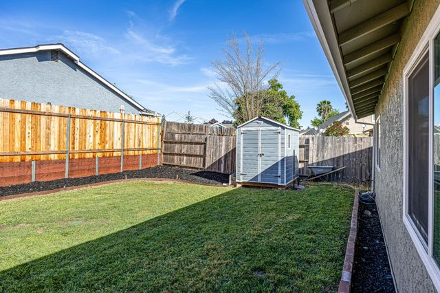 7845 Saybrook Dr, Citrus Heights, CA 95621