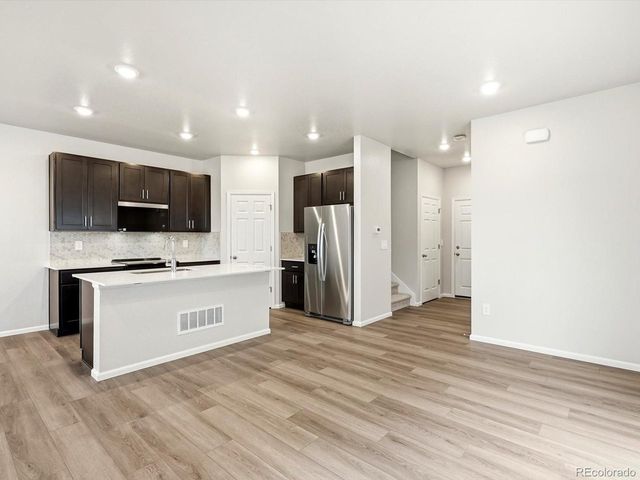 2232 E 164th Ave, Thornton, CO 80602