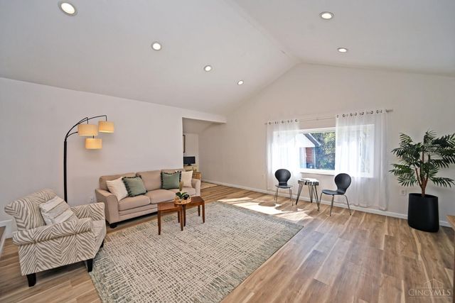 762 Wards Corner Road, Miami Twp, OH 45140