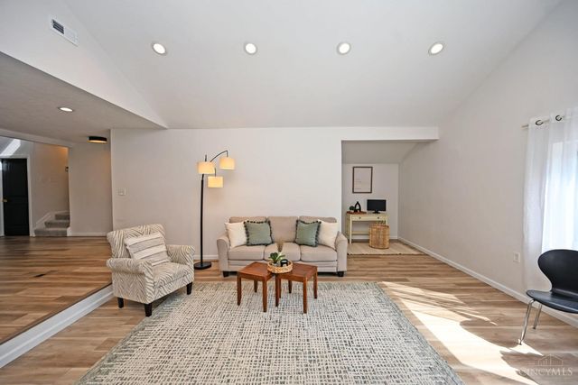 762 Wards Corner Road, Miami Twp, OH 45140