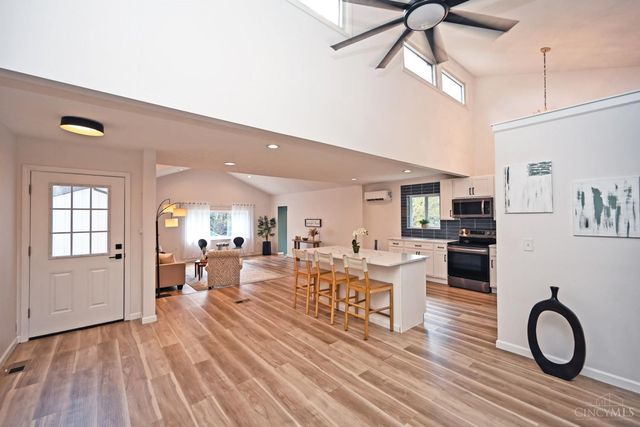 762 Wards Corner Road, Miami Twp, OH 45140