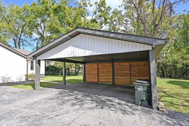 762 Wards Corner Road, Miami Twp, OH 45140