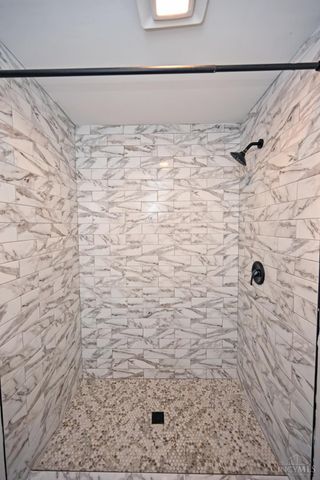 762 Wards Corner Road, Miami Twp, OH 45140