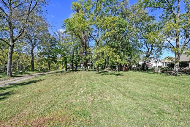 762 Wards Corner Road, Miami Twp, OH 45140