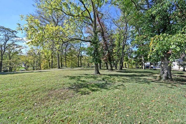 762 Wards Corner Road, Miami Twp, OH 45140