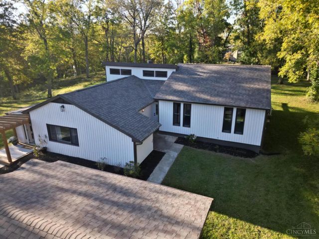 762 Wards Corner Road, Miami Twp, OH 45140