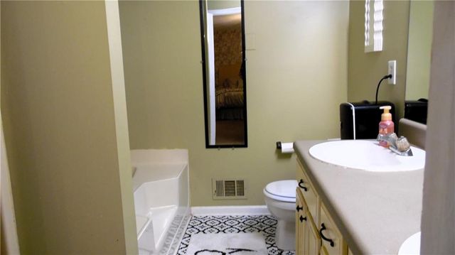 176 Landing Trail, Powder Springs, GA 30127