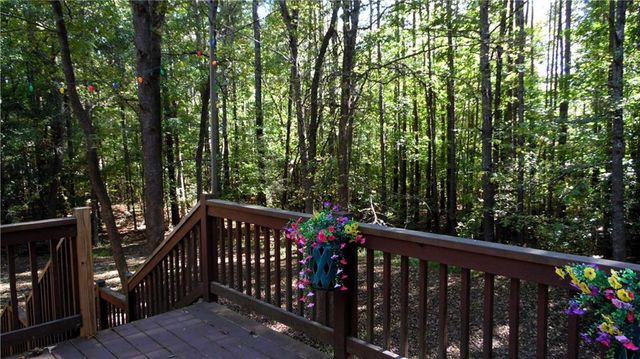 176 Landing Trail, Powder Springs, GA 30127