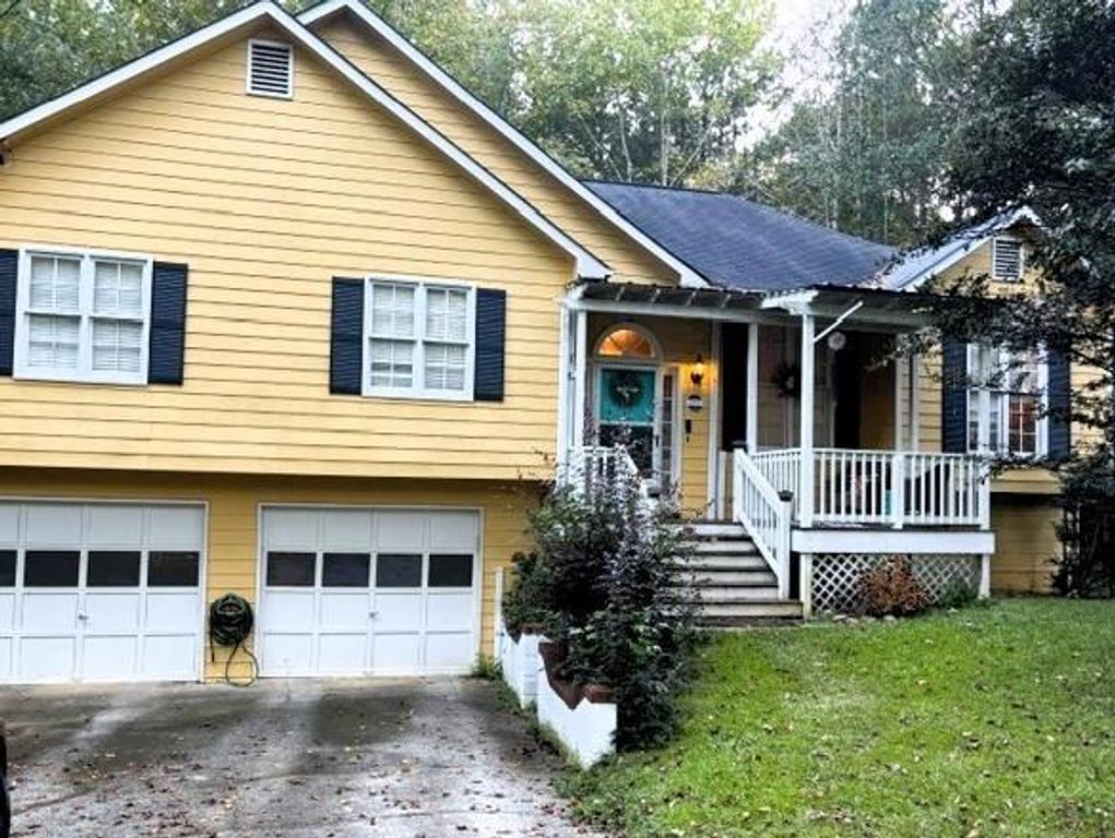 176 Landing Trail, Powder Springs, GA 30127