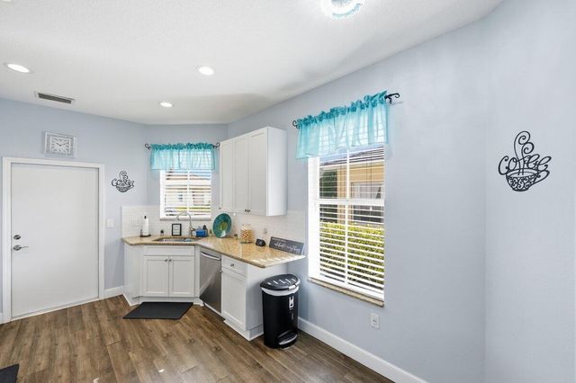 572 SW Indian Key Drive, Port St. Lucie, Port St Lucie, FL 34986