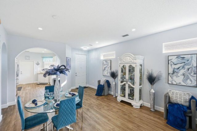 572 SW Indian Key Drive, Port St. Lucie, Port St Lucie, FL 34986