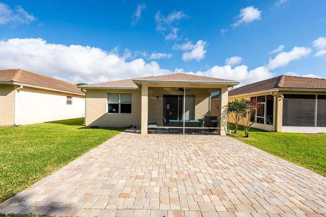 572 SW Indian Key Drive, Port St. Lucie, Port St Lucie, FL 34986