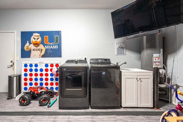 572 SW Indian Key Drive, Port St. Lucie, Port St Lucie, FL 34986