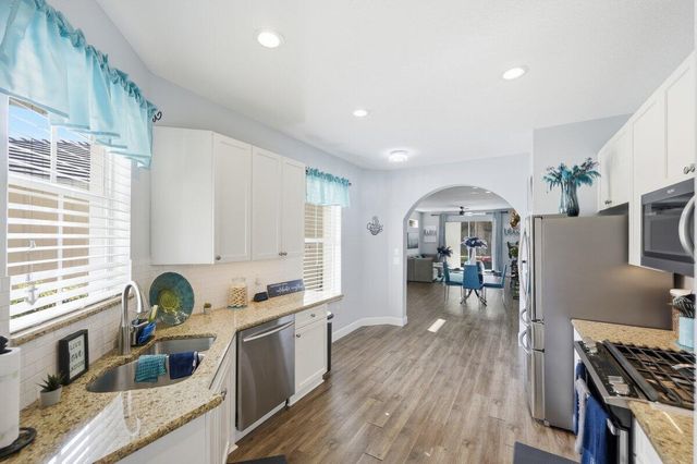 572 SW Indian Key Drive, Port St. Lucie, Port St Lucie, FL 34986