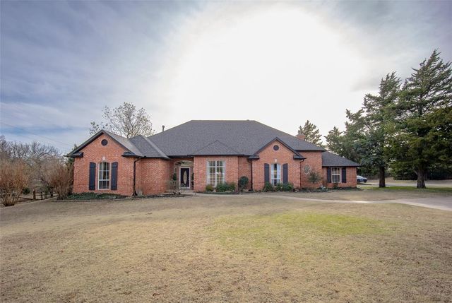 2101 Blue Gramma Drive, Edmond, OK 73034