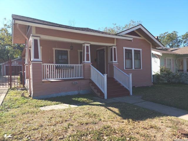 1138 W Magnolia Ave, San Antonio, TX 78201