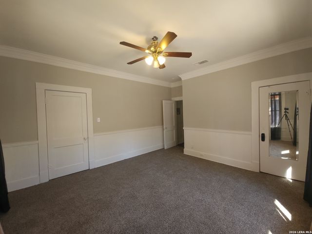 1138 W Magnolia Ave, San Antonio, TX 78201