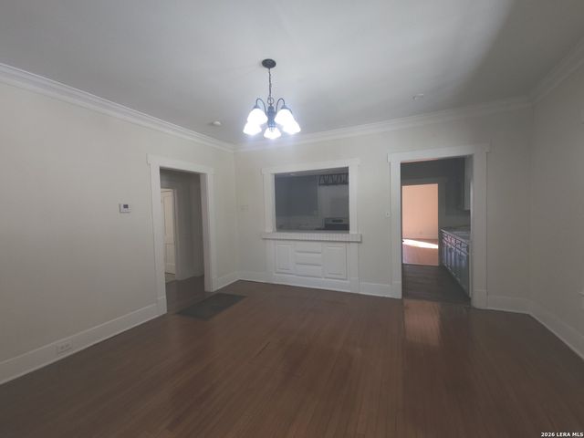 1138 W Magnolia Ave, San Antonio, TX 78201