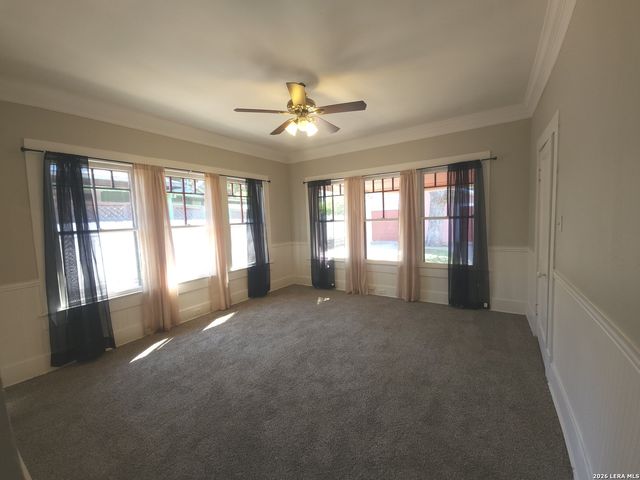 1138 W Magnolia Ave, San Antonio, TX 78201