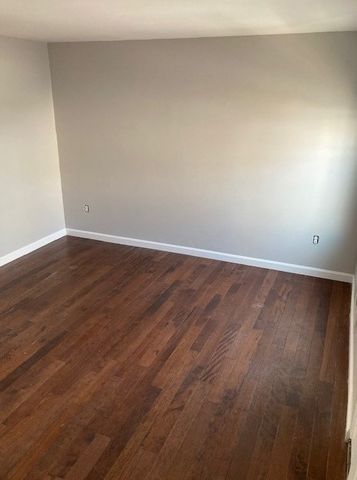 17 Park Place C, Somerville, MA 02143