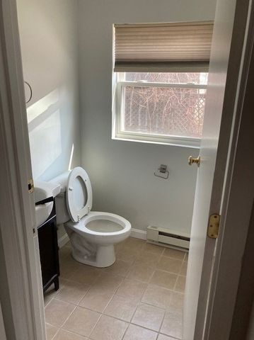 17 Park Place C, Somerville, MA 02143