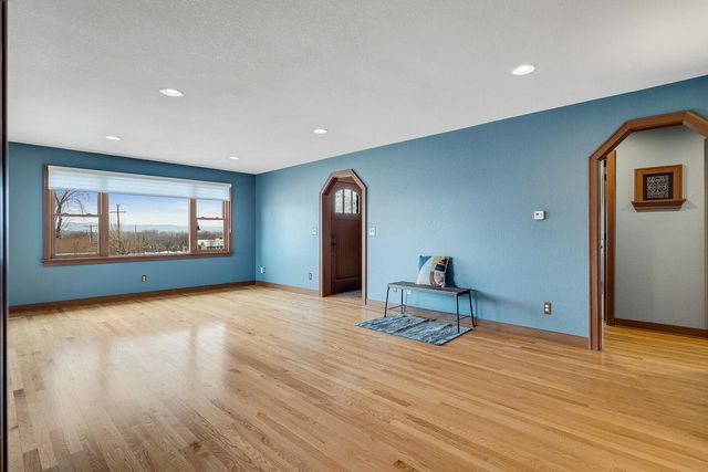 203 3rd AVENUE S, Onalaska, WI 54650