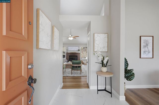 2240 Concord Dr, Pittsburg, CA 94565