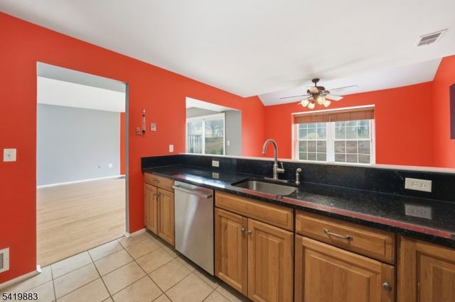 177 Hyde Park Rd, Franklin Twp., NJ 08873