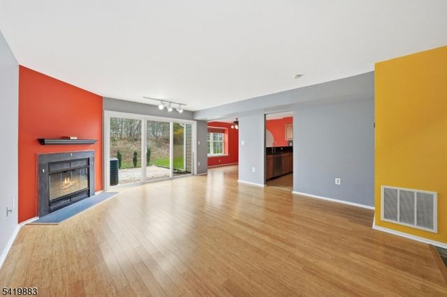 177 Hyde Park Rd, Franklin Twp., NJ 08873