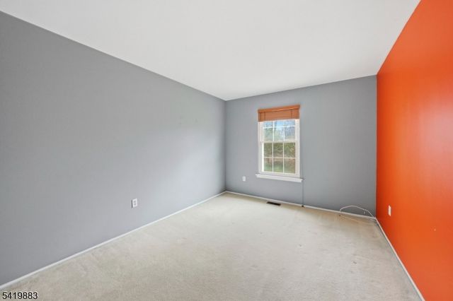 177 Hyde Park Rd, Franklin Twp., NJ 08873