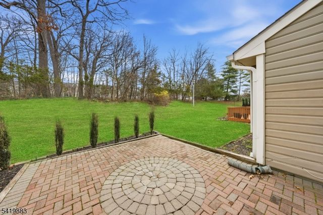 177 Hyde Park Rd, Franklin Twp., NJ 08873