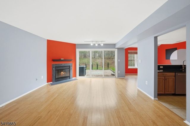 177 Hyde Park Rd, Franklin Twp., NJ 08873