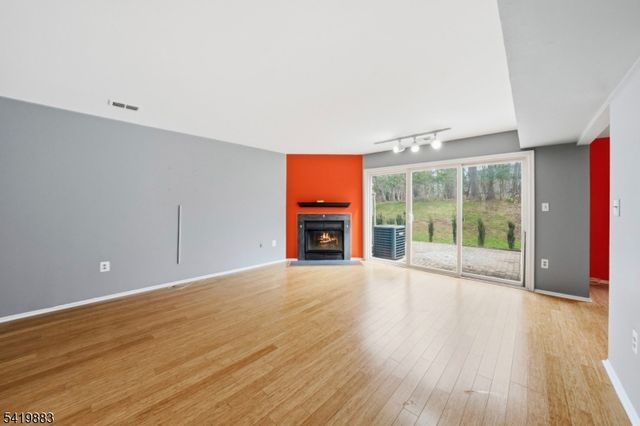 177 Hyde Park Rd, Franklin Twp., NJ 08873