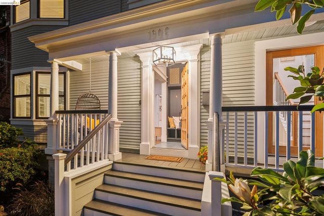 1906 Delaware St, Berkeley, CA 94709