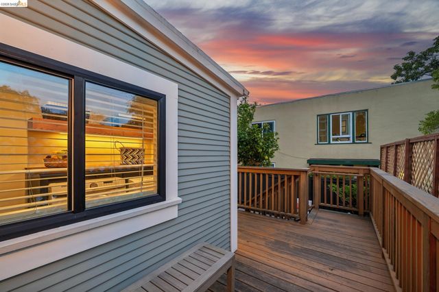 1906 Delaware St, Berkeley, CA 94709