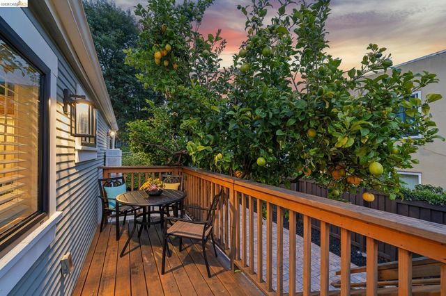 1906 Delaware St, Berkeley, CA 94709