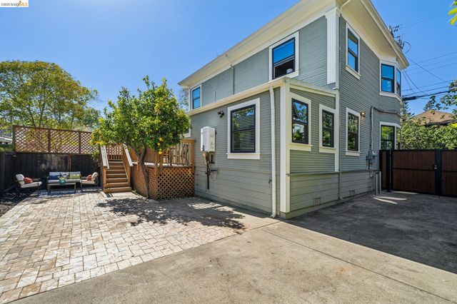 1906 Delaware St, Berkeley, CA 94709