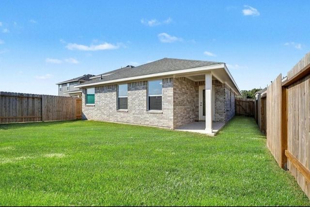 4326 W Bayou Maison Circle, Dickinson, TX 77539