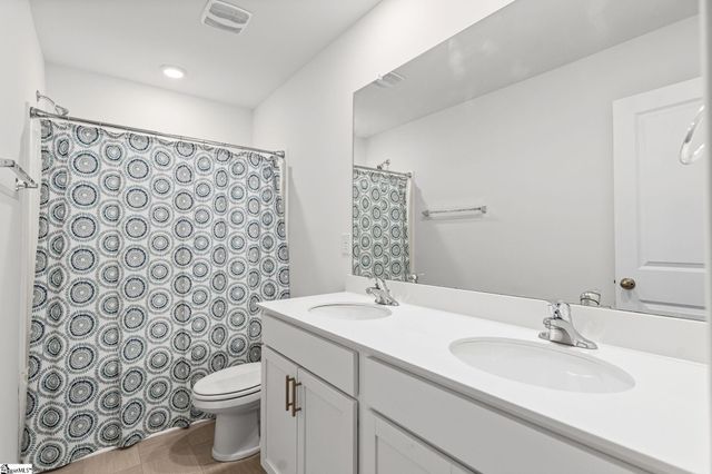 219 Darrowby Way, Simpsonville, SC 29680