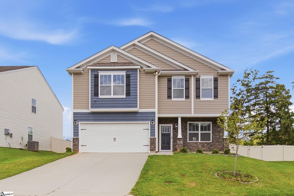 219 Darrowby Way, Simpsonville, SC 29680