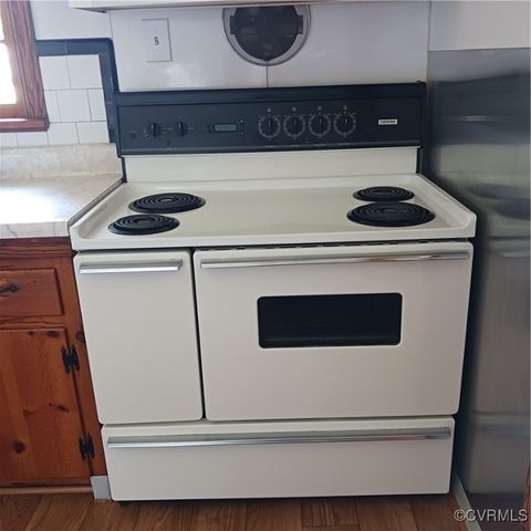 4846 Stanley Dr, Chesterfield, VA 23234