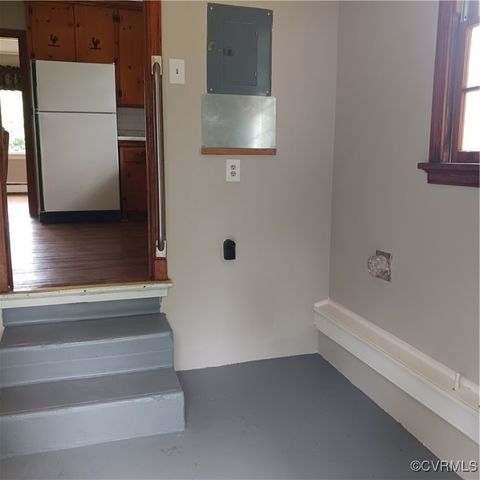 4846 Stanley Dr, Chesterfield, VA 23234