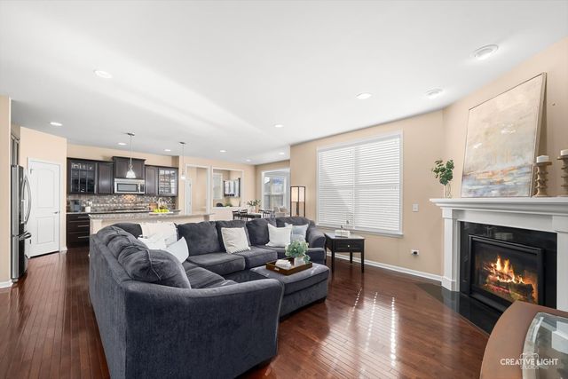 5332 Cedar Drive, Naperville, IL 60564