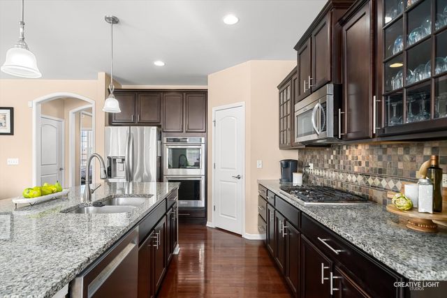 5332 Cedar Drive, Naperville, IL 60564