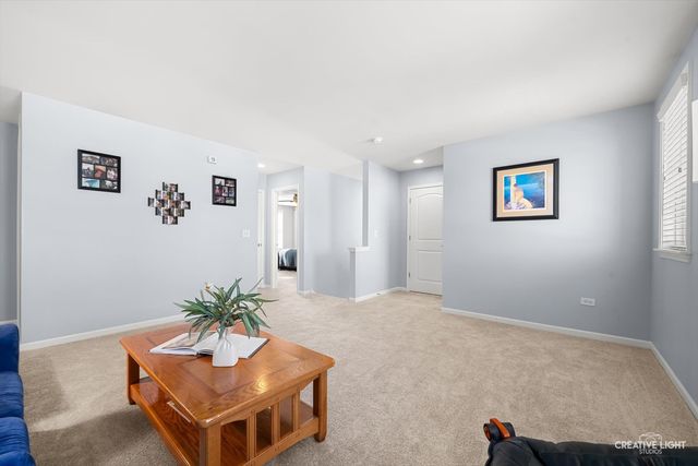 5332 Cedar Drive, Naperville, IL 60564