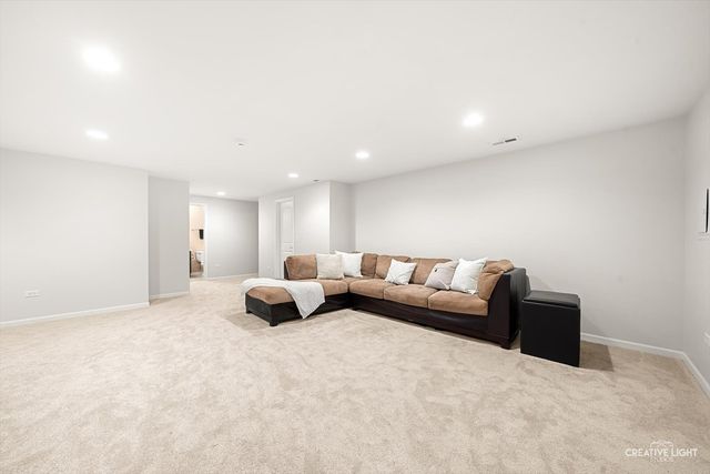 5332 Cedar Drive, Naperville, IL 60564